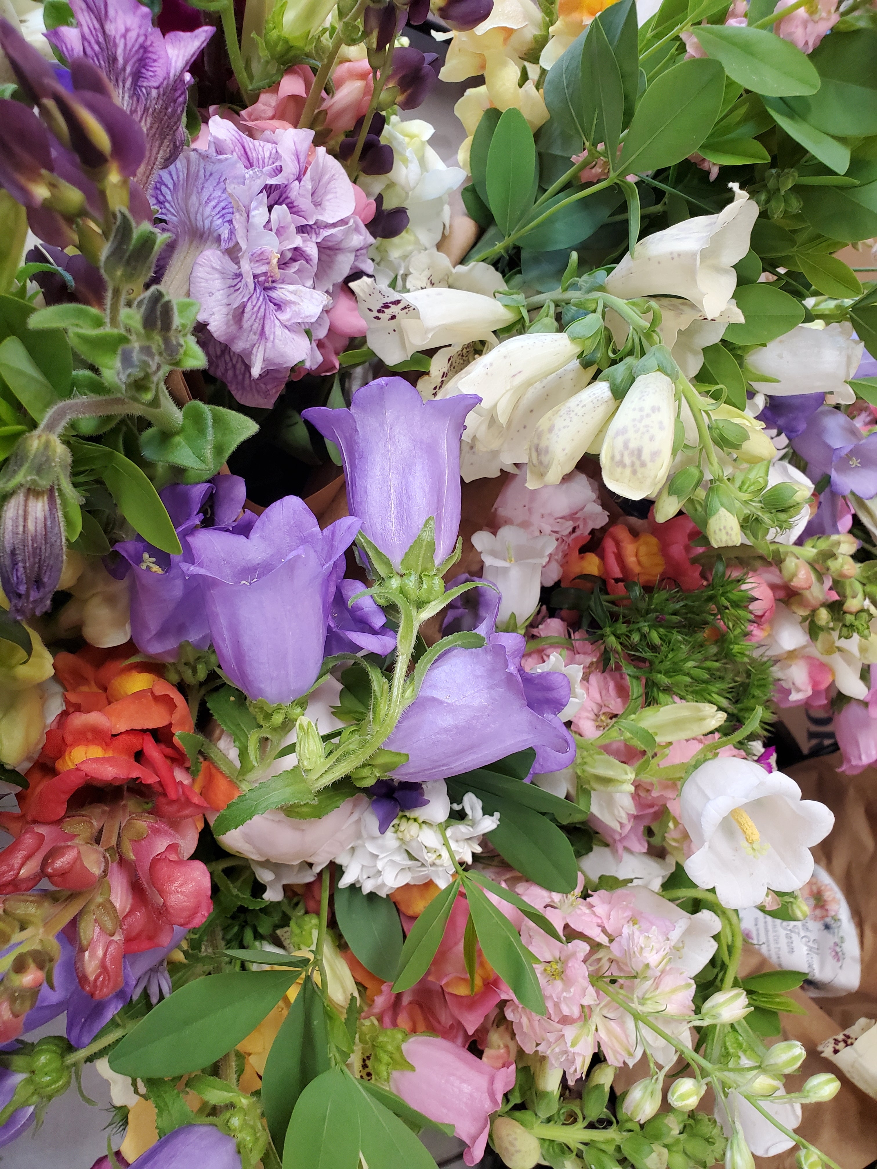 Bouquets Grocer