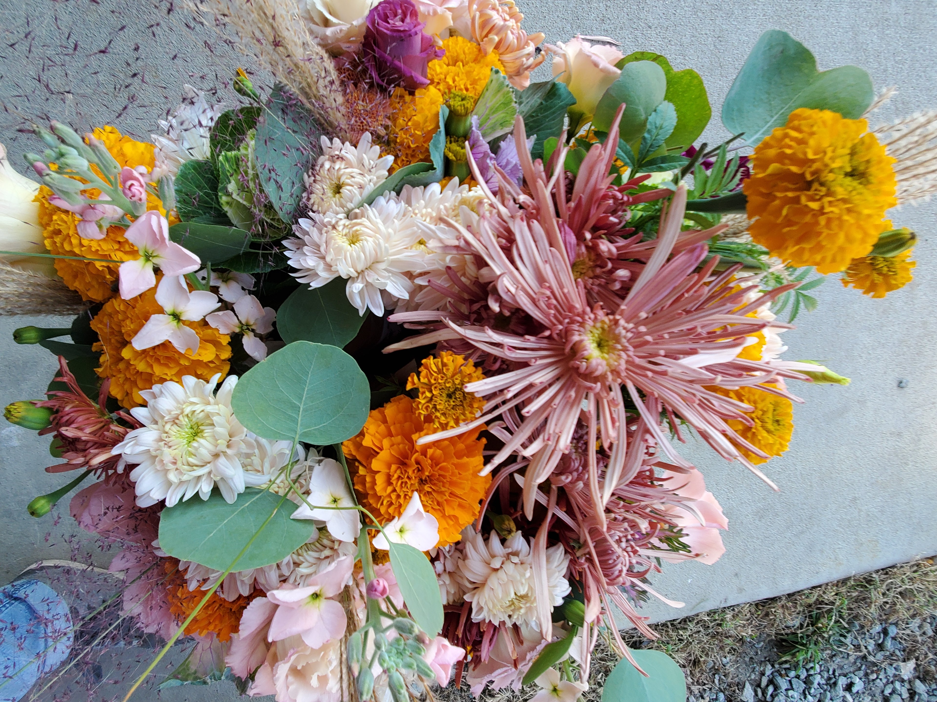 Bouquets Grocer